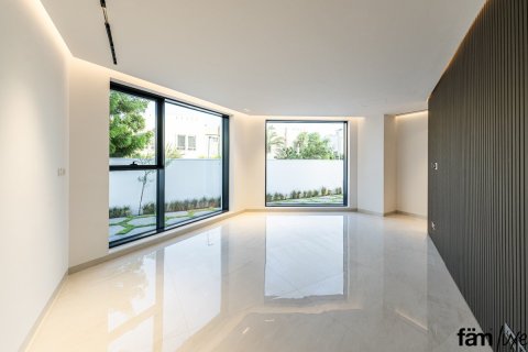 Villa à Dubai, 5 chambres, 1393.5 m², № 8051 - photo 19