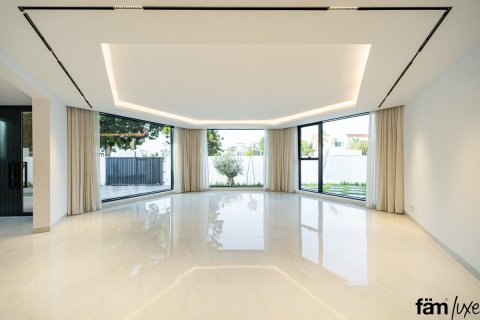 Villa à Dubai, 5 chambres, 1393.5 m², № 8051 - photo 9