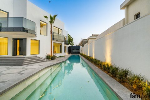 Villa à Dubai, 5 chambres, 1393.5 m², № 8051 - photo 7