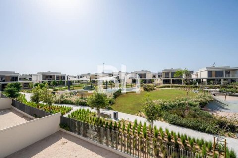 Снять в аренду виллу в Tilal Al Ghaf, Дубай: 4 спальни, 373м², № 58028 - фото 25