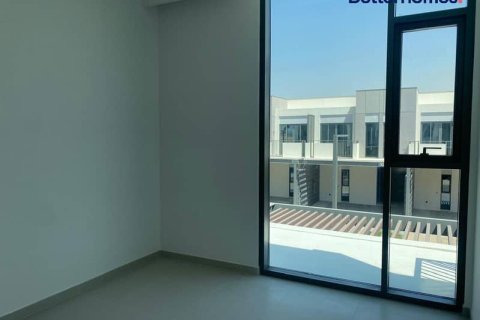 Townhouse in Arabian Ranches 3, Dubai 3 bedrooms, 180 sq.m. № 58027 - photo 16