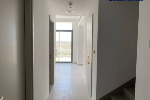 Townhouse in Arabian Ranches 3, Dubai 3 bedrooms, 180 sq.m. № 58027 - photo 8