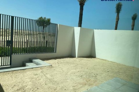 Townhouse in Arabian Ranches 3, Dubai 3 bedrooms, 180 sq.m. № 58027 - photo 14