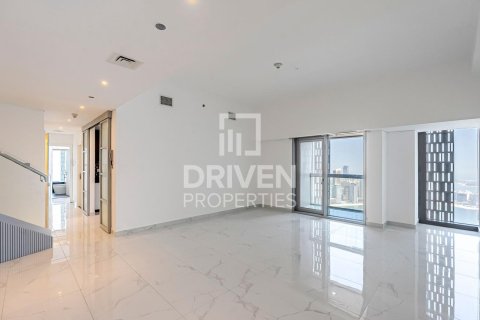 Appartement à Dubai Marina, Dubai, 3 chambres, 279 m², № 19418 - photo 1