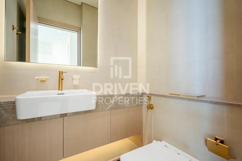 Apartment in Jumeirah Village Circle, Dubai 1 bedroom, 74.97 sq.m. № 136547 - photo 11