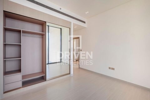 Apartment in Jumeirah Village Circle, Dubai 1 bedroom, 74.97 sq.m. № 136547 - photo 7