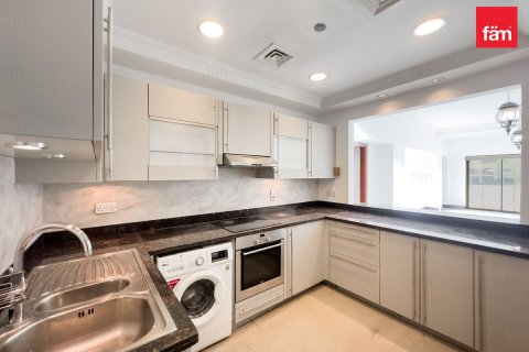 Appartement à Palm Jumeirah, Dubai, 2 chambres, 194.7 m², № 93577 - photo 6