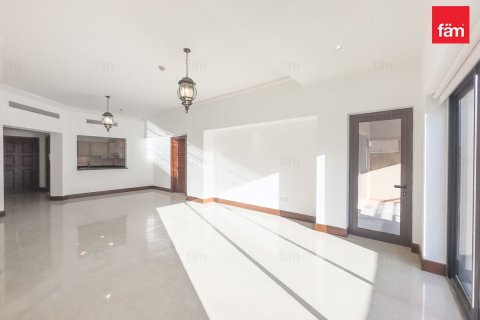 Appartement à Palm Jumeirah, Dubai, 2 chambres, 194.7 m², № 93577 - photo 2