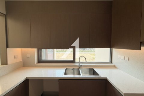 Снять в аренду виллу в Дубае: 4 спальни, 366.2м², № 72524 - фото 19