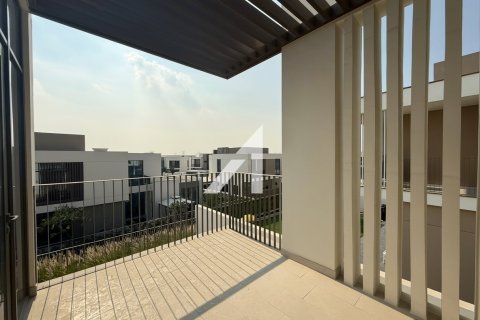 Снять в аренду виллу в Дубае: 4 спальни, 366.2м², № 72524 - фото 12