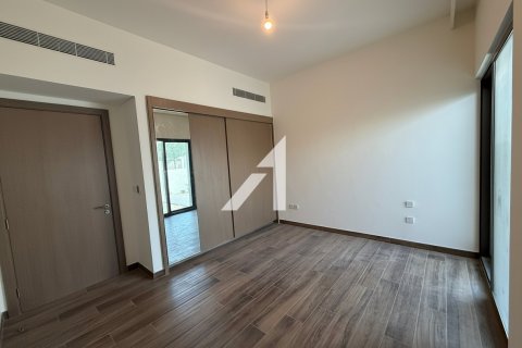 Снять в аренду виллу в Дубае: 4 спальни, 366.2м², № 72524 - фото 17