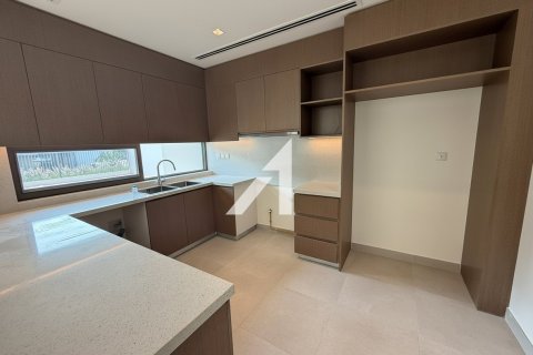 Снять в аренду виллу в Дубае: 4 спальни, 366.2м², № 72524 - фото 20