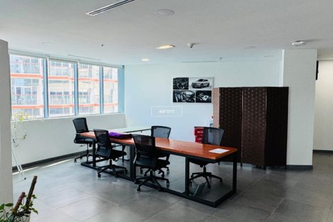 Office in Business Bay, Dubai 94.2 sq.m. № 16752 - photo 3