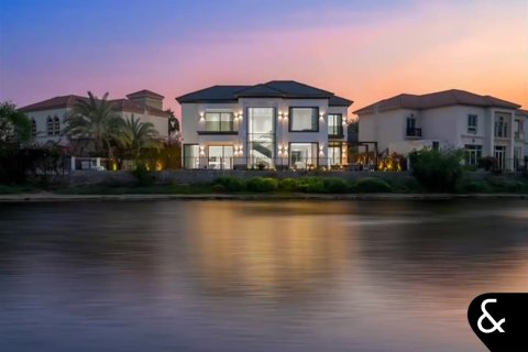 Villa à Jumeirah Islands, Dubai, 4 chambres, 502 m², № 75399 - photo 1