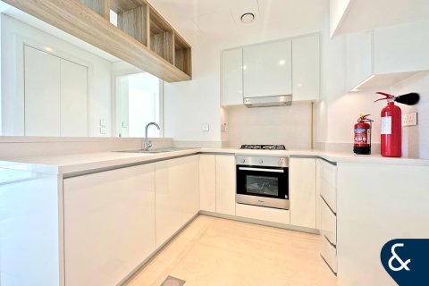 Купить квартиру в Даунтаун Дубай (Даунтаун Бурдж Дубай), Дубай: 2 спальни, 167м², № 75397 - фото 3