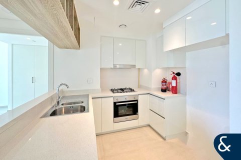 Купить квартиру в Даунтаун Дубай (Даунтаун Бурдж Дубай), Дубай: 2 спальни, 167м², № 75397 - фото 4