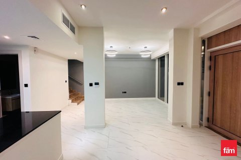 Townhouse in Dubai 2 bedrooms, 79.2 sq.m. № 53360 - photo 6