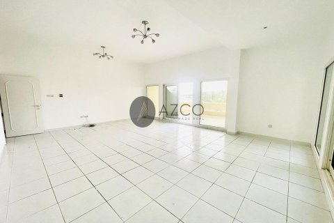 Villa en Jumeirah, Dubai, 4 dormitorios, 889.5 m², № 37618 - foto 8