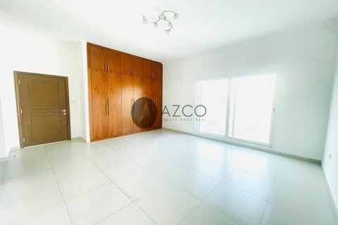 Villa en Jumeirah, Dubai, 4 dormitorios, 889.5 m², № 37618 - foto 6