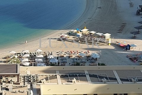 Apartment in Tiara Residences, Palm Jumeirah, Dubai 2 bedrooms, 159 sq.m. № 37598 - photo 10