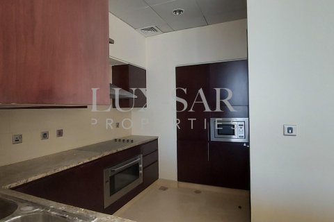 Apartment in Tiara Residences, Palm Jumeirah, Dubai 2 bedrooms, 159 sq.m. № 37598 - photo 11