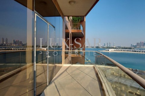 Apartment in Tiara Residences, Palm Jumeirah, Dubai 2 bedrooms, 159 sq.m. № 37598 - photo 27