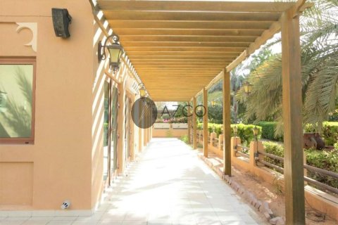 Villa en Al Furjan, Dubai, 5 dormitorios, 600 m², № 37619 - foto 13