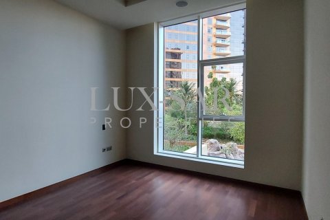 Apartment in Tiara Residences, Palm Jumeirah, Dubai 3 bedrooms, 212.6 sq.m. № 37597 - photo 10