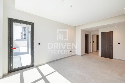Appartement à Al Satwa, Dubai, 2 chambres, 193.7 m², № 143158
