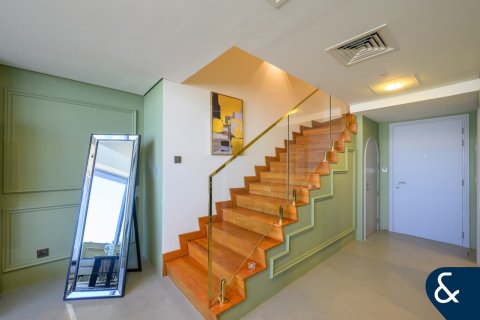 Apartment in DIFC, Dubai 1 bedroom, 96 sq.m. № 98914 - photo 11