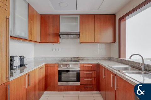 Apartamento en Downtown Dubai (Downtown Burj Dubai), Dubai, 1 dormitorio, 79 m², № 98927 - foto 11