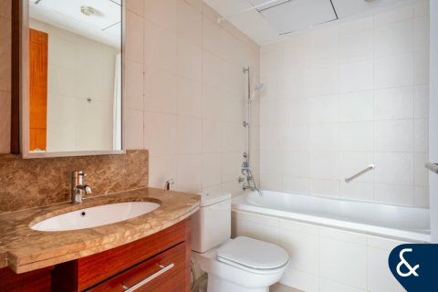 Apartamento en Downtown Dubai (Downtown Burj Dubai), Dubai, 1 dormitorio, 79 m², № 98927 - foto 10