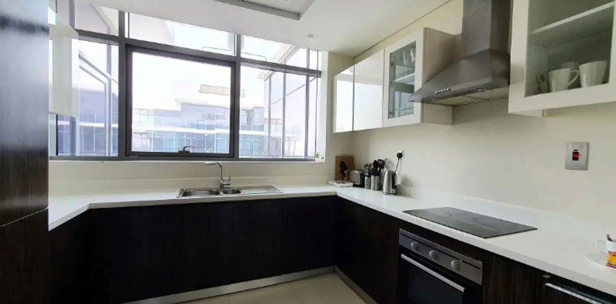 Apartment in GOLF VEDUTA in Dubai 3 bedrooms, 183 sq.m. № 30413