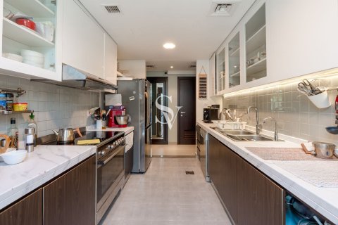 Townhouse in Arabella Townhouses, Mudon, Dubai 3 bedrooms, 191 sq.m. № 109061 - photo 11
