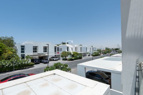 Townhouse in Arabella Townhouses, Mudon, Dubai 3 bedrooms, 191 sq.m. № 109061 - photo 6