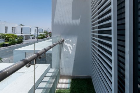 Townhouse in Arabella Townhouses, Mudon, Dubai 3 bedrooms, 191 sq.m. № 109061 - photo 3