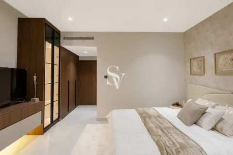 Купить квартиру в Dubai Land, Дубай: 2 спальни, 141м², № 109056 - фото 9