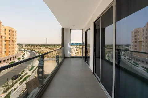 Купить квартиру в Dubai Land, Дубай: 2 спальни, 141м², № 109056 - фото 14