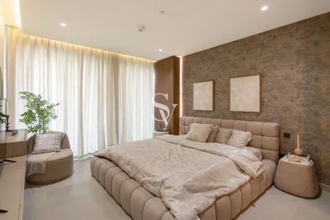 Купить квартиру в Dubai Land, Дубай: 2 спальни, 141м², № 109056 - фото 10