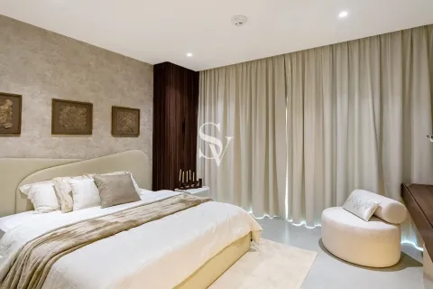 Купить квартиру в Dubai Land, Дубай: 2 спальни, 142м², № 109057 - фото 7