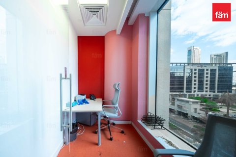 Снять в аренду офис в Даунтаун Дубай (Даунтаун Бурдж Дубай), Дубай: 539.2м², № 89569 - фото 11