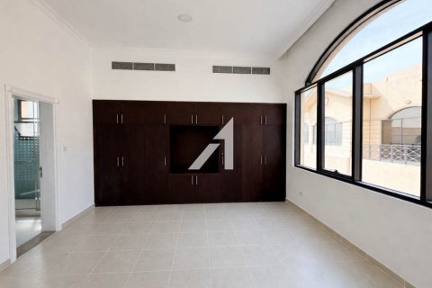 Villa à Al Barsha, Dubai, 6 chambres, 471 m², № 99663 - photo 8