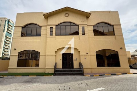 Villa à Al Barsha, Dubai, 6 chambres, 471 m², № 99663 - photo 19