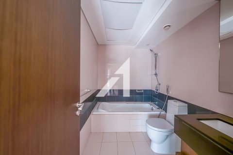 Appartement à Downtown Dubai (Downtown Burj Dubai), Dubai, 2 chambres, 120 m², № 99662 - photo 2