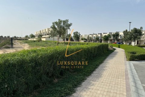 Villa en Dubai South (Dubai World Central), Dubai, 3 dormitorios, 140 m², № 99664 - foto 18