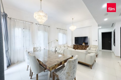 Villa in Dubai 3 bedrooms, 263.7 sq.m. № 59641 - photo 2