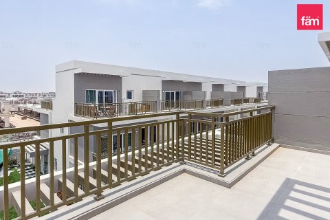Adosado en Dubai, 4 dormitorios, 242.1 m², № 123133 - foto 25