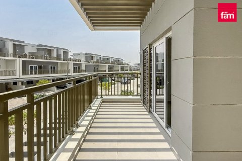 Adosado en Dubai, 4 dormitorios, 242.1 m², № 123133