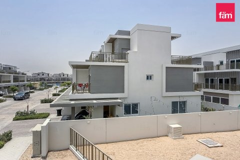 Adosado en Dubai, 4 dormitorios, 242.1 m², № 123133 - foto 21