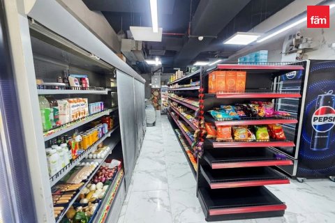 Magasin à Meydan, Dubai, 55.8 m², № 123129 - photo 2
